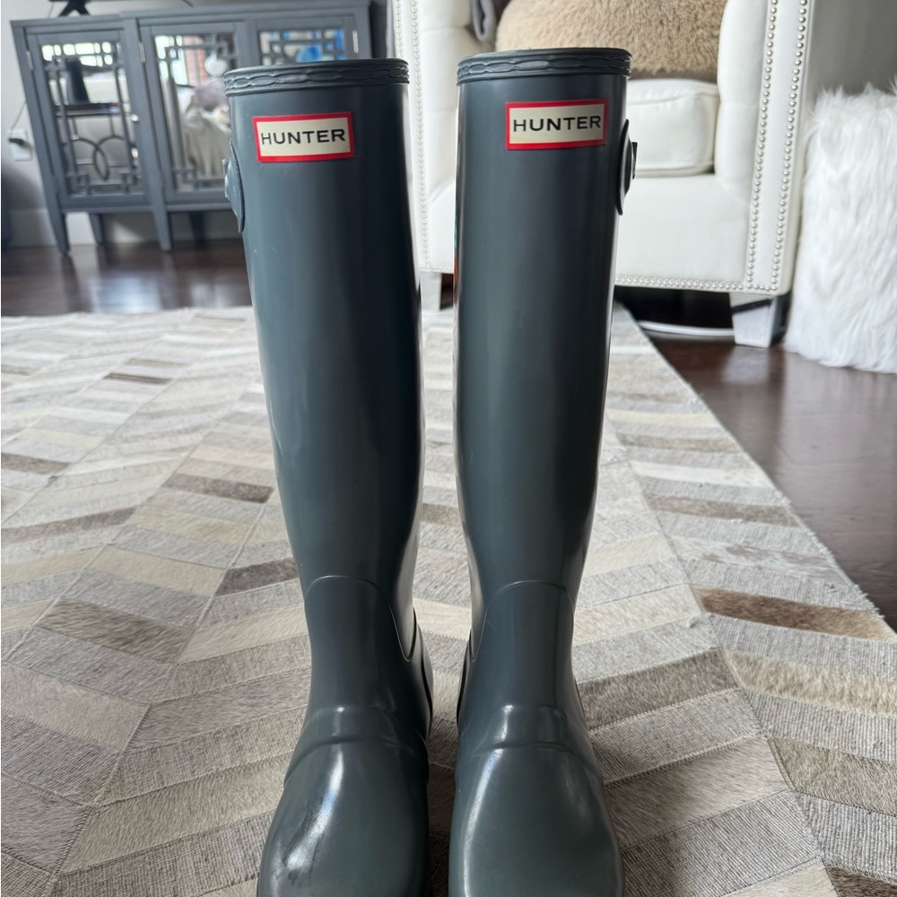 Hunter Rain Boots (SOLD)